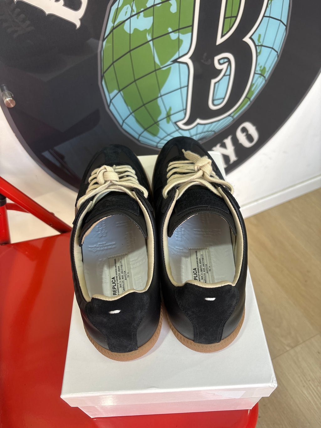 Maison Margiela “Replica Gats”