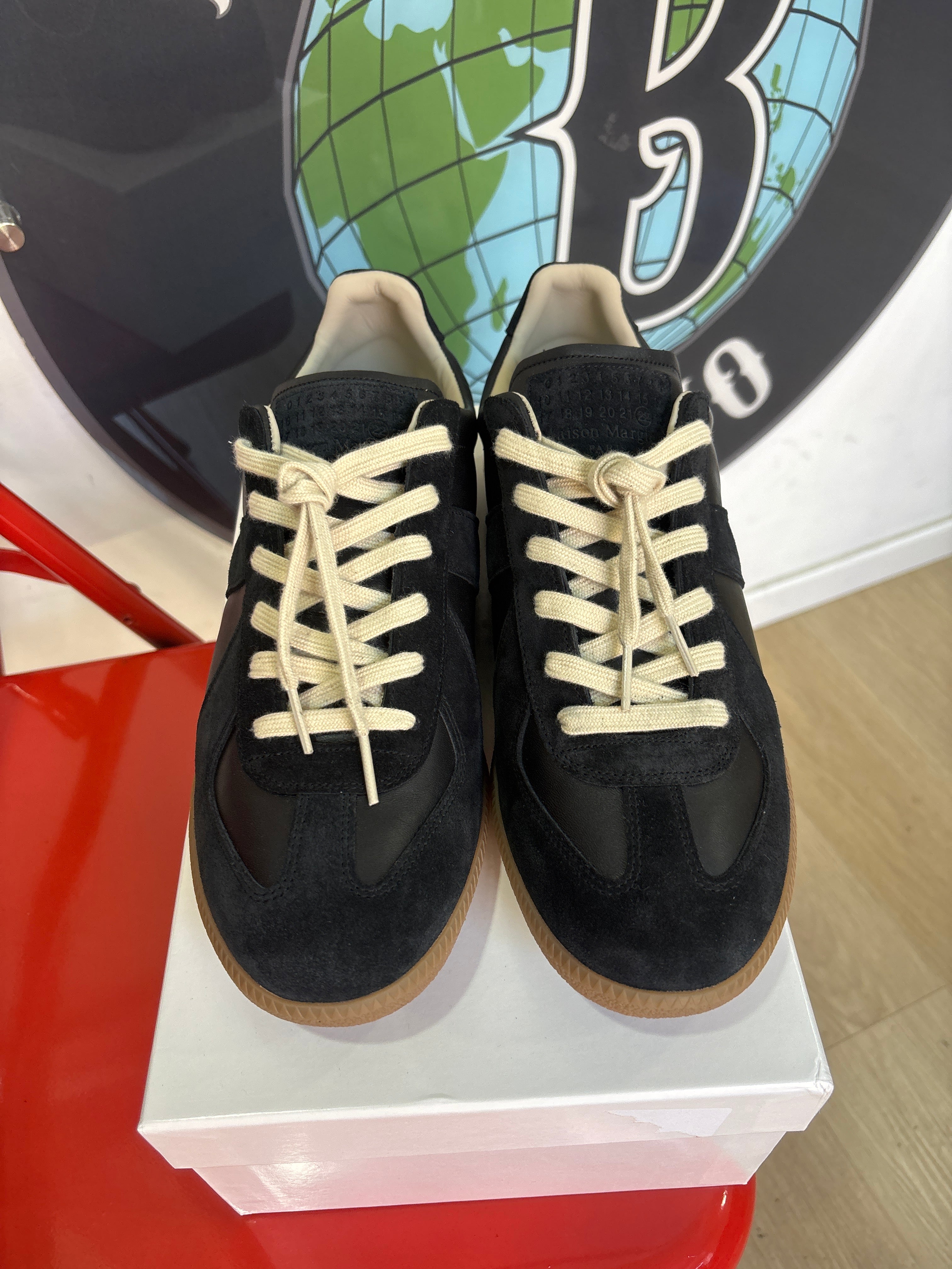 Maison Margiela “Replica Gats”