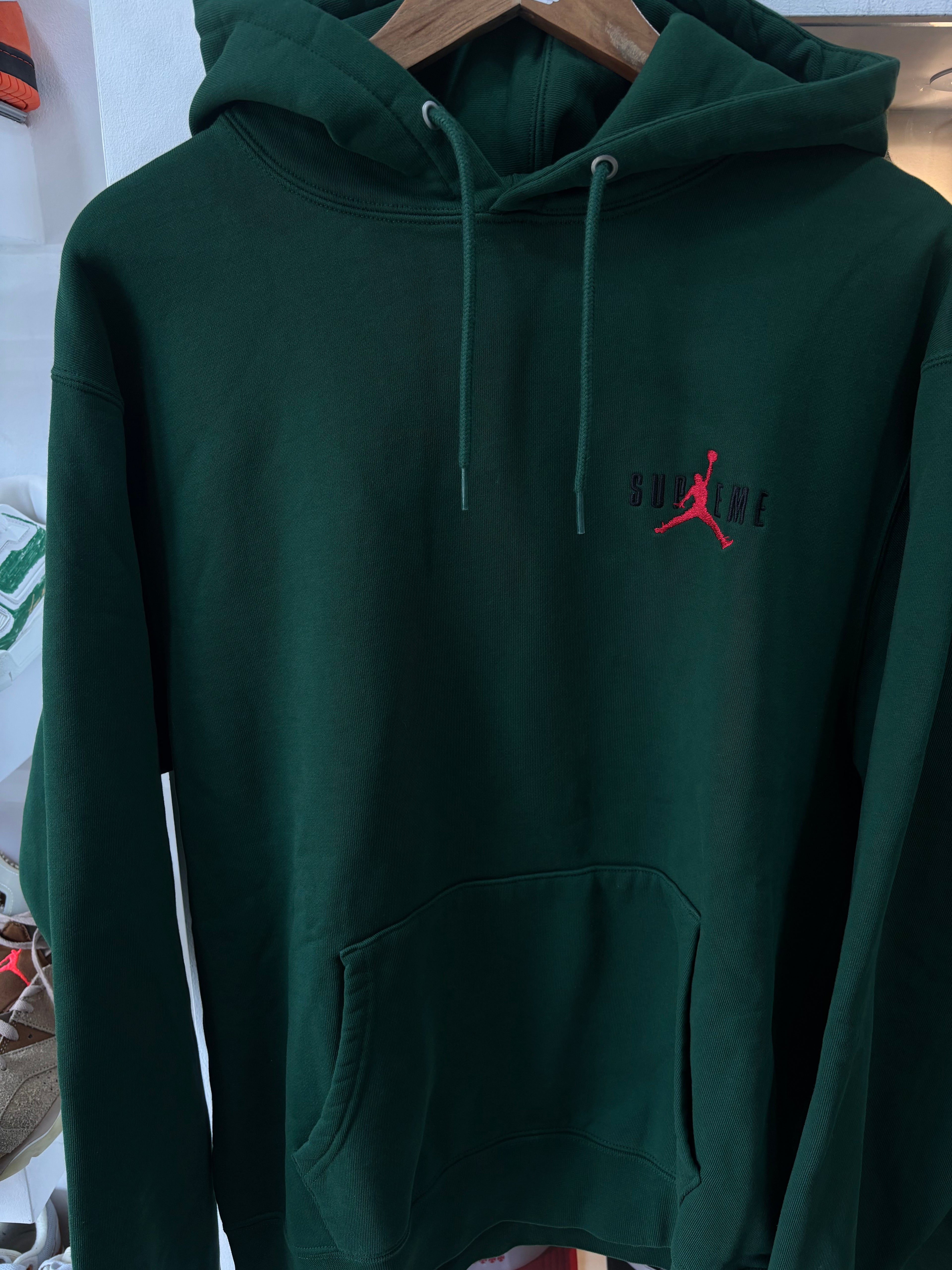 Tuta completa Supreme X Jordan