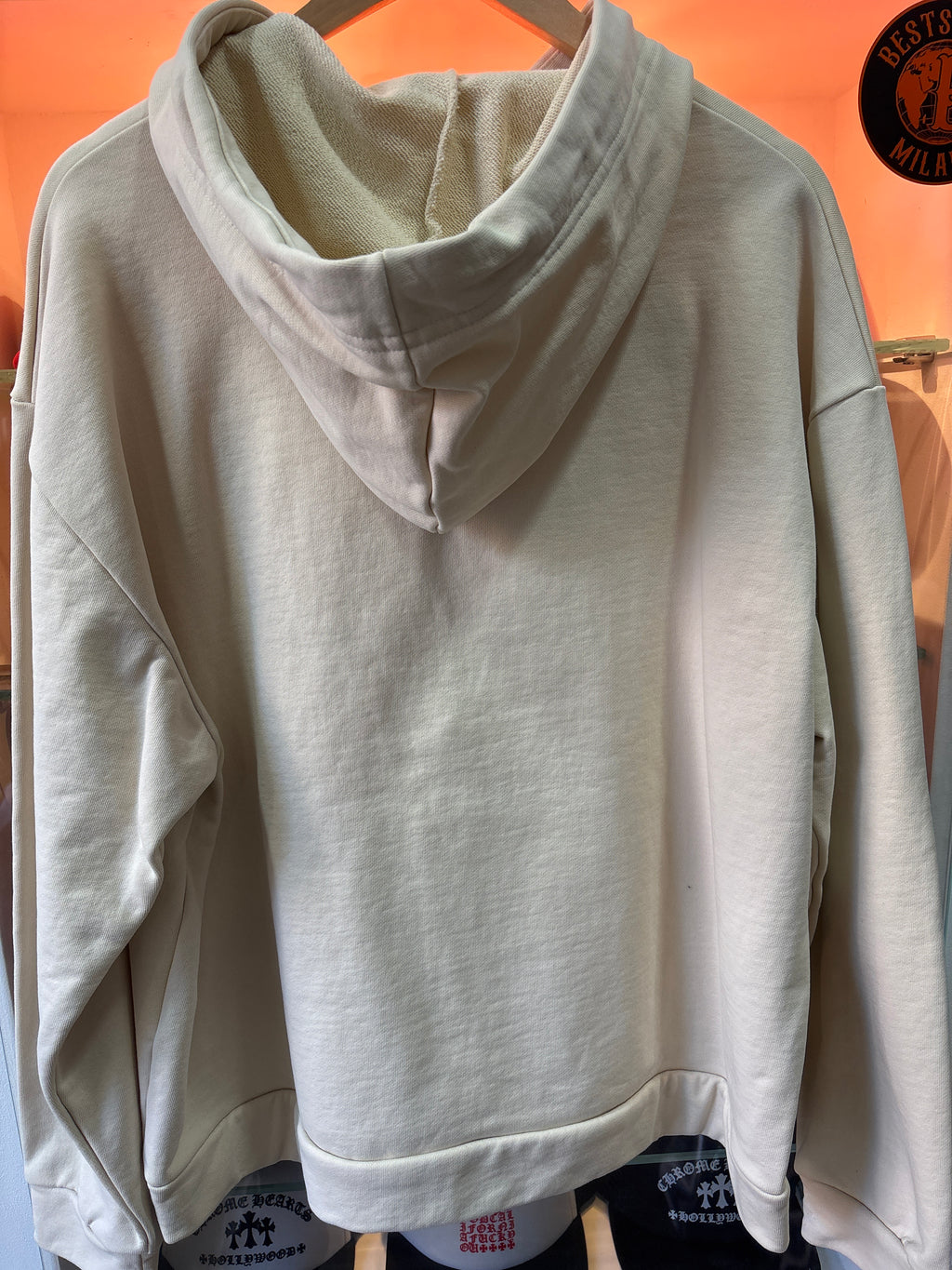 Hoodie “Who Decides War”