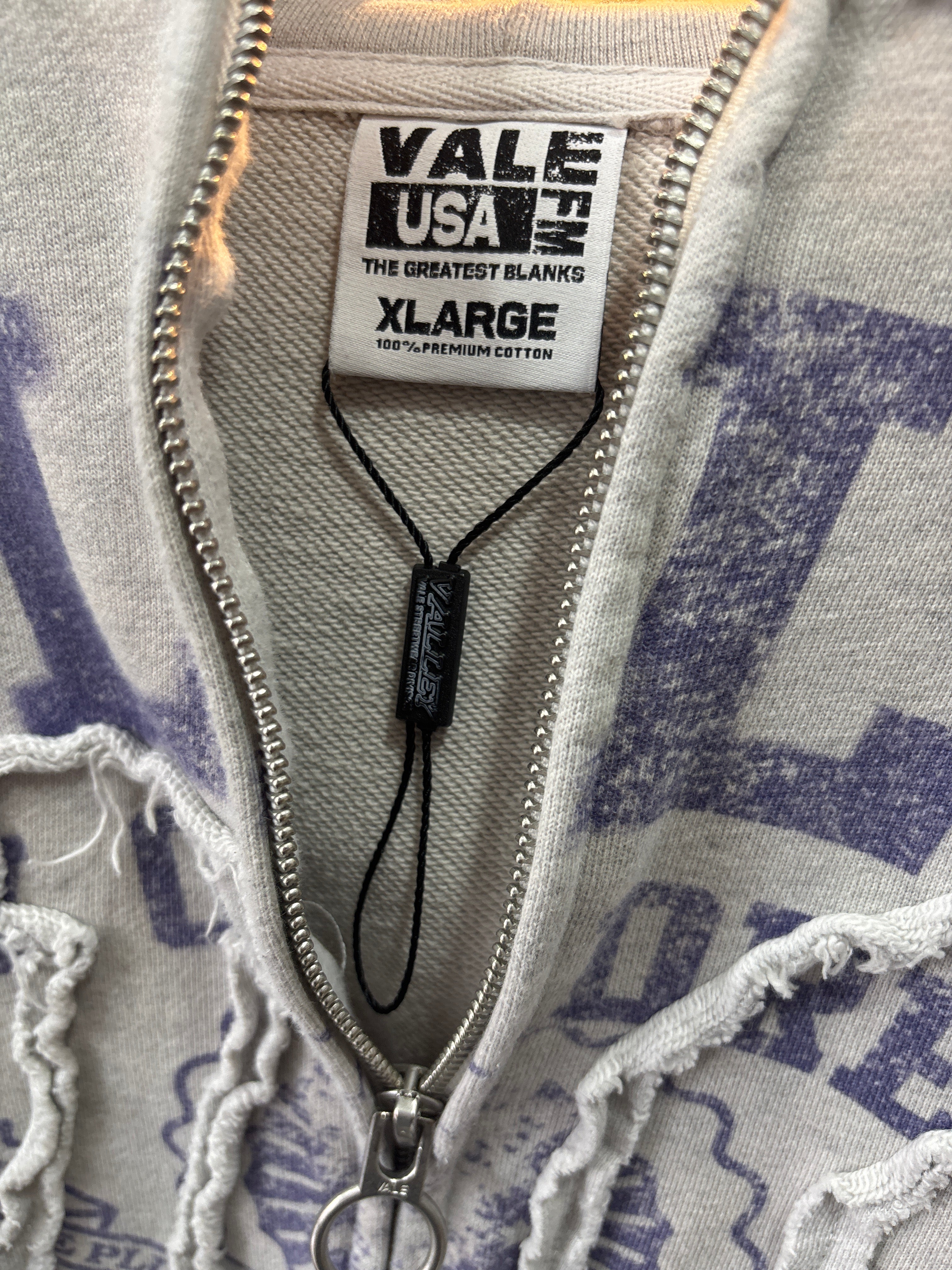 Hoodie Valley Dreams