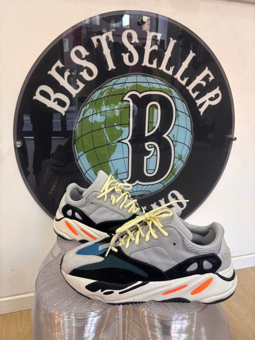 Adidas Yeezy 700 “Wave Runner”
