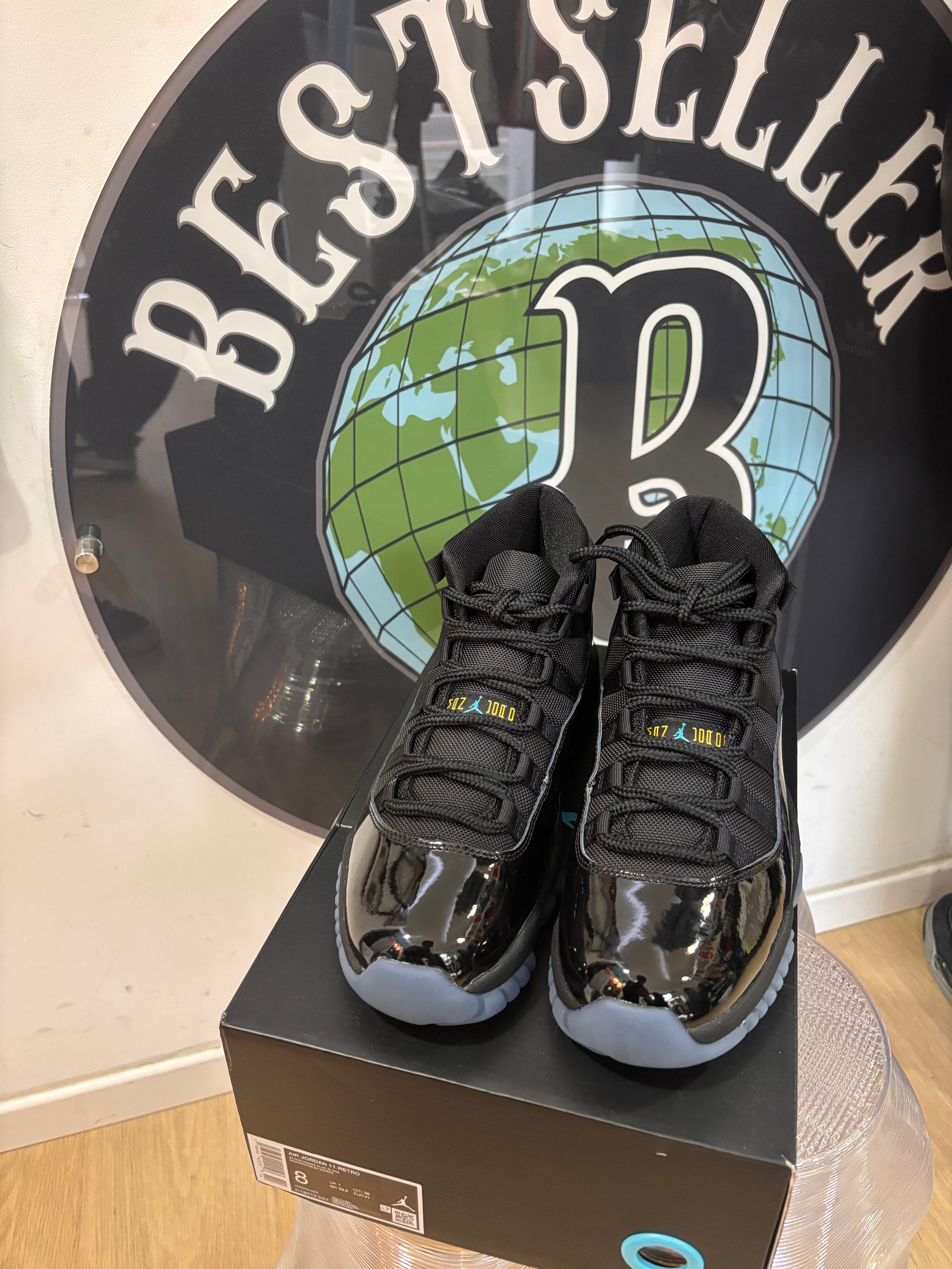 Air Jordan 11 “Gamma Blu”