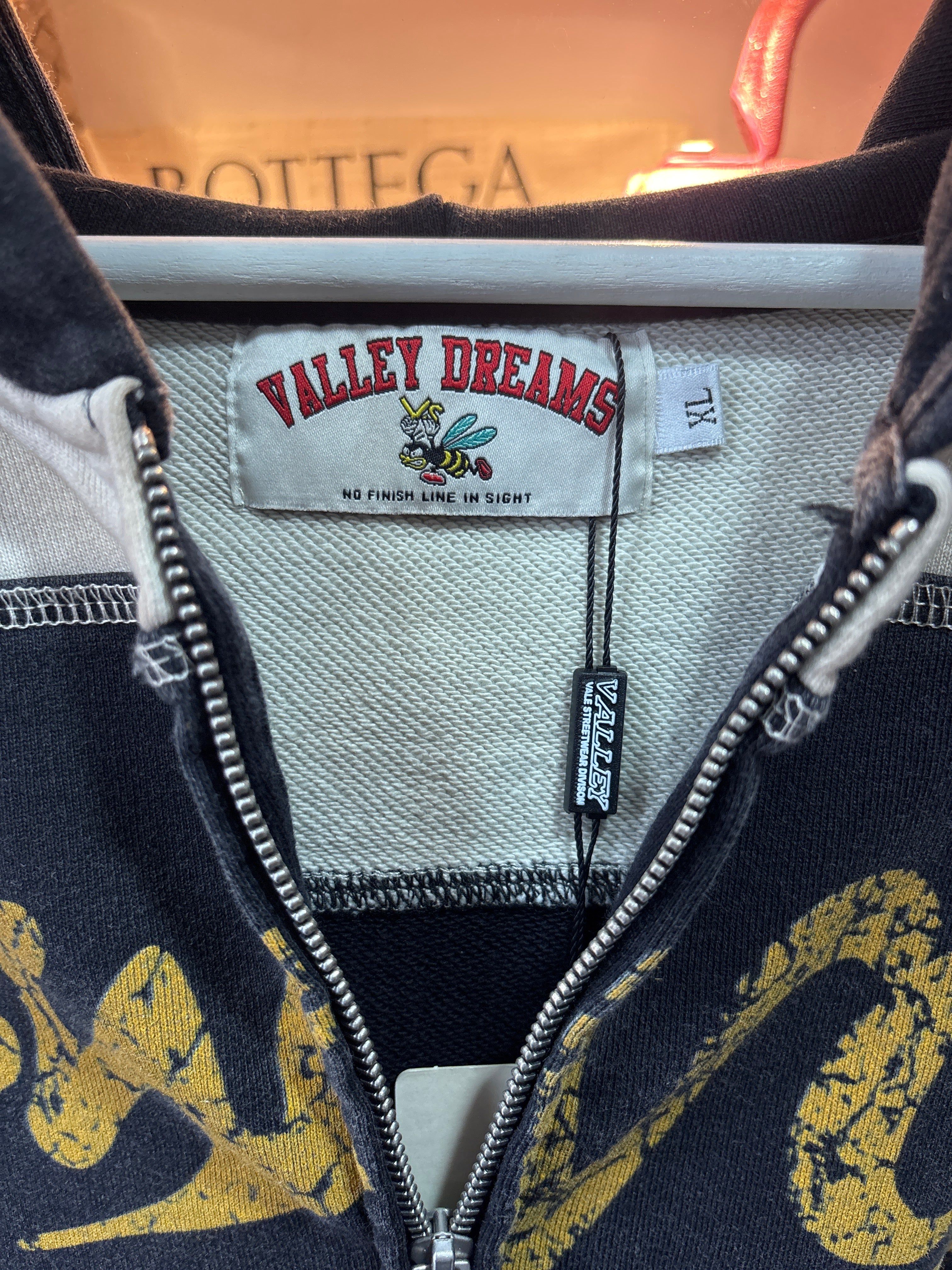 Hoodie Valley Dreams
