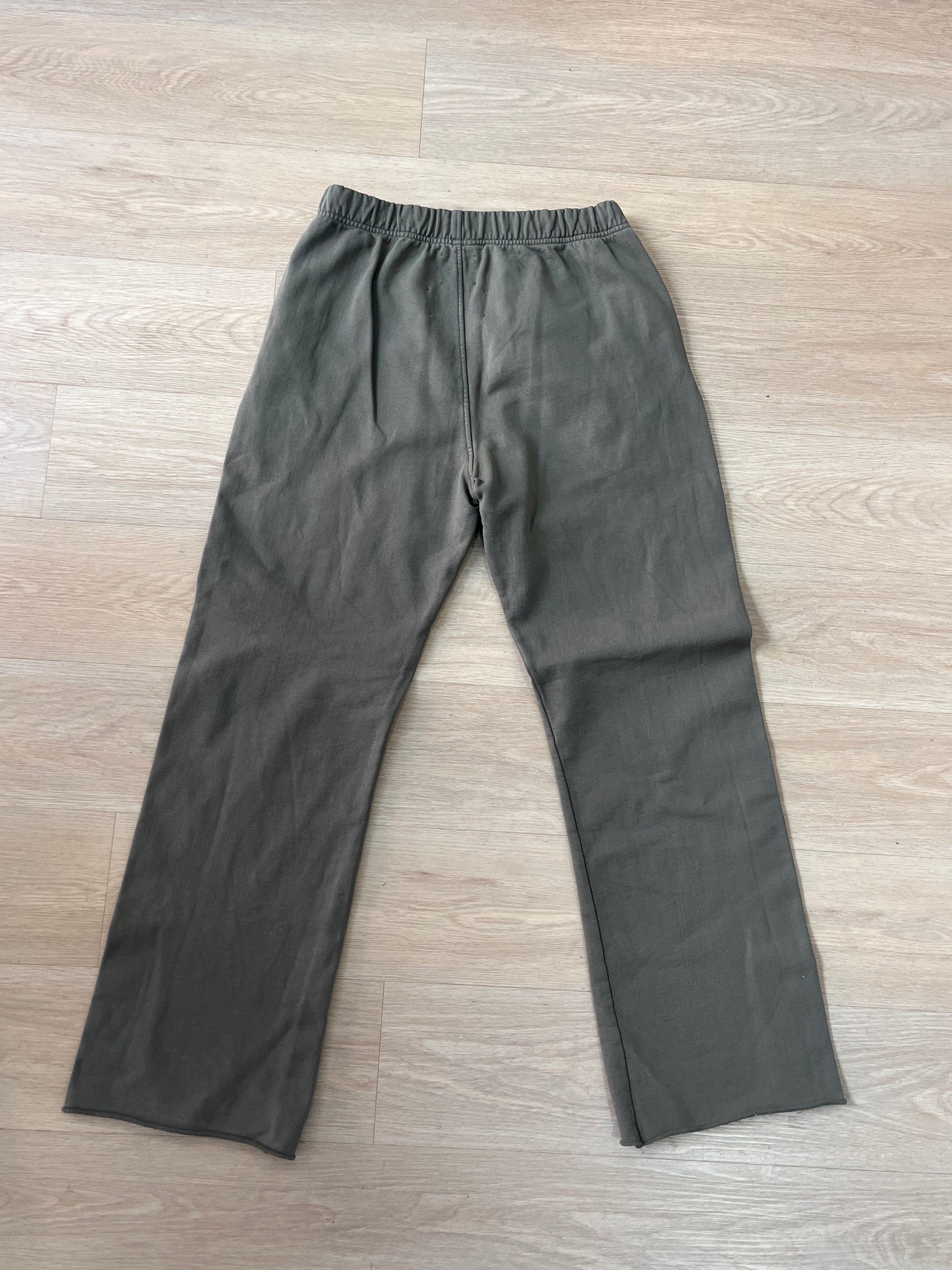 Gallery Dept sweat pant green