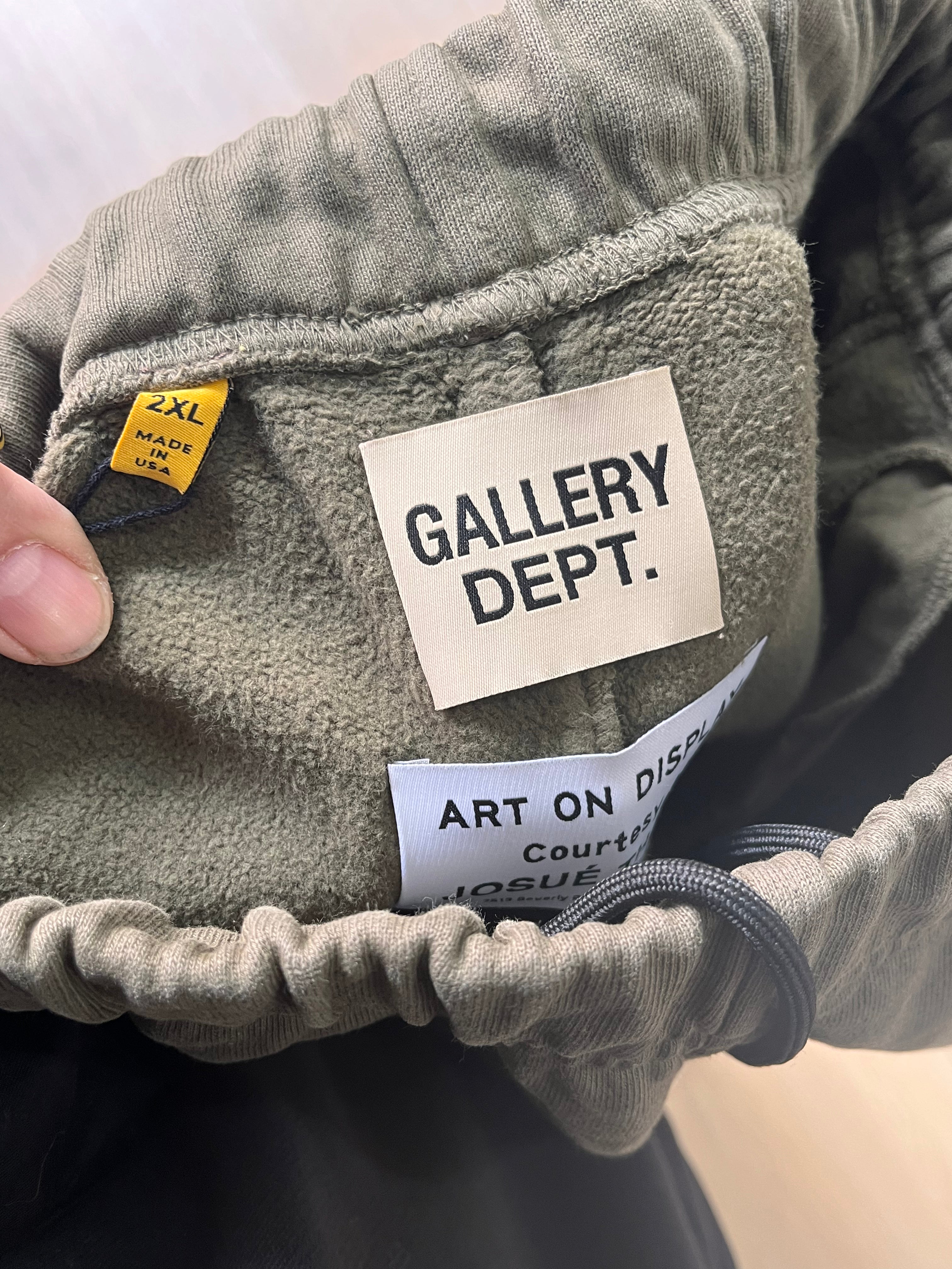 Gallery Dept sweat pant green