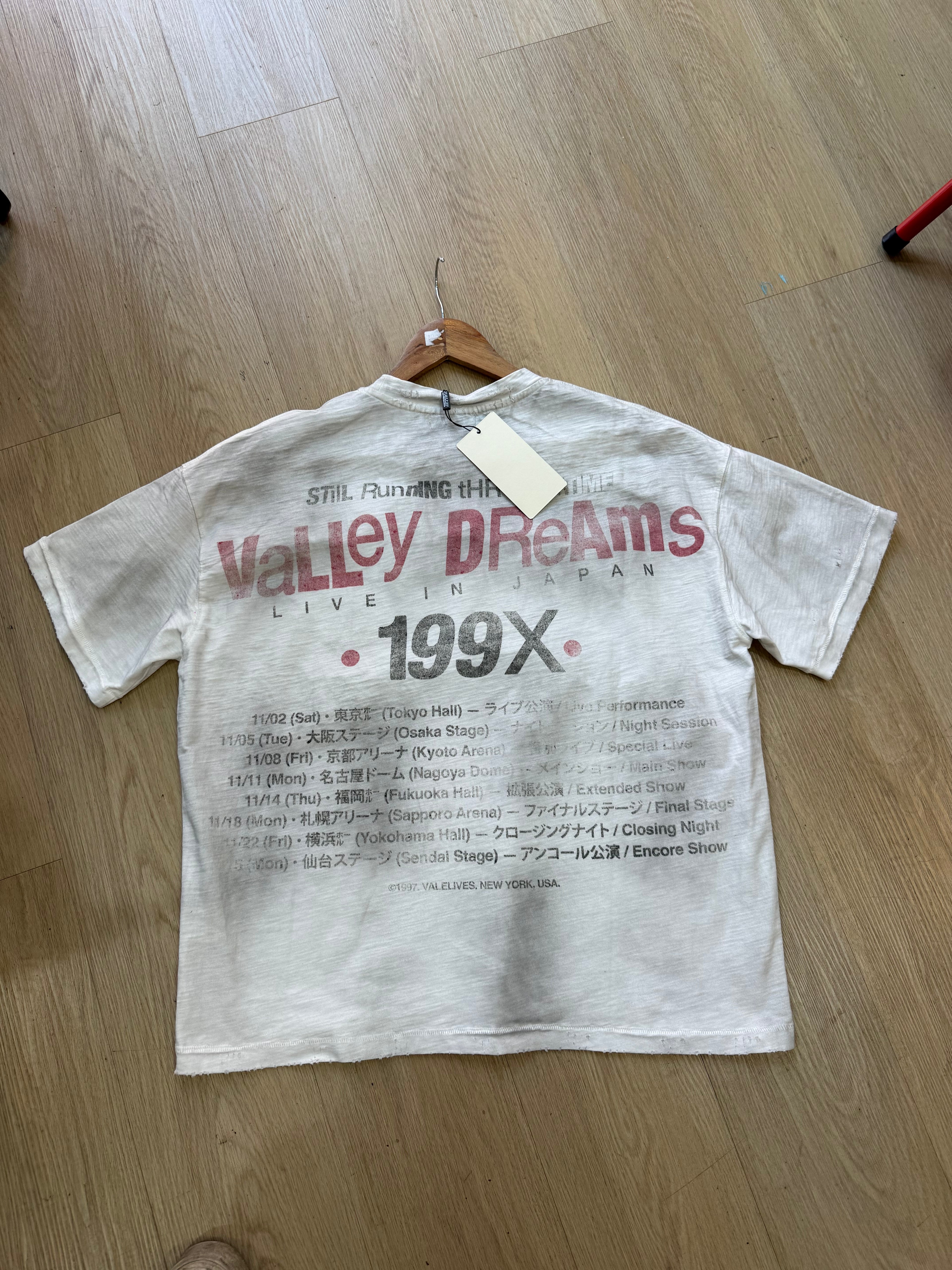 Valley t-shirt size XL