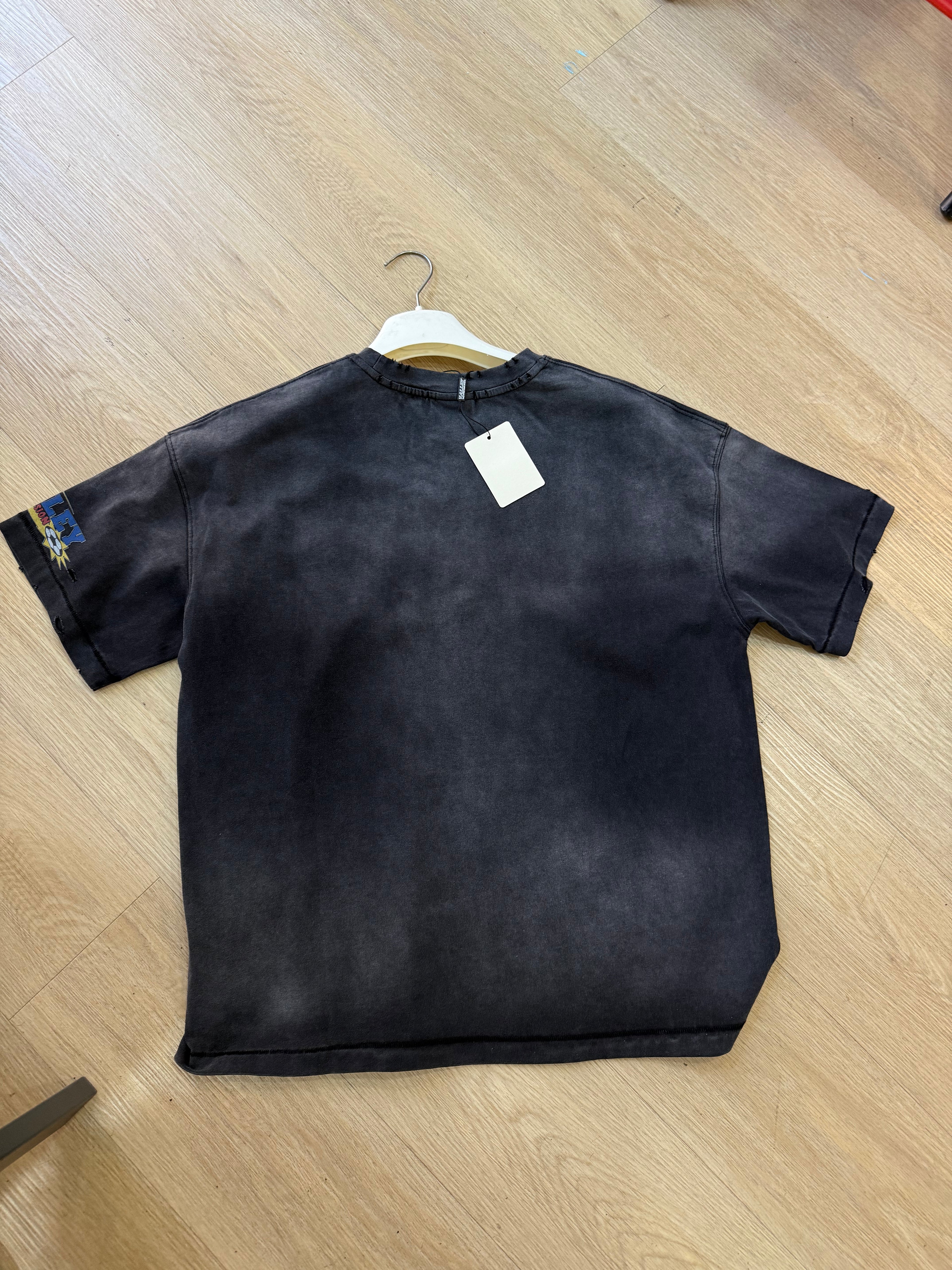 Valley t-shirt size L