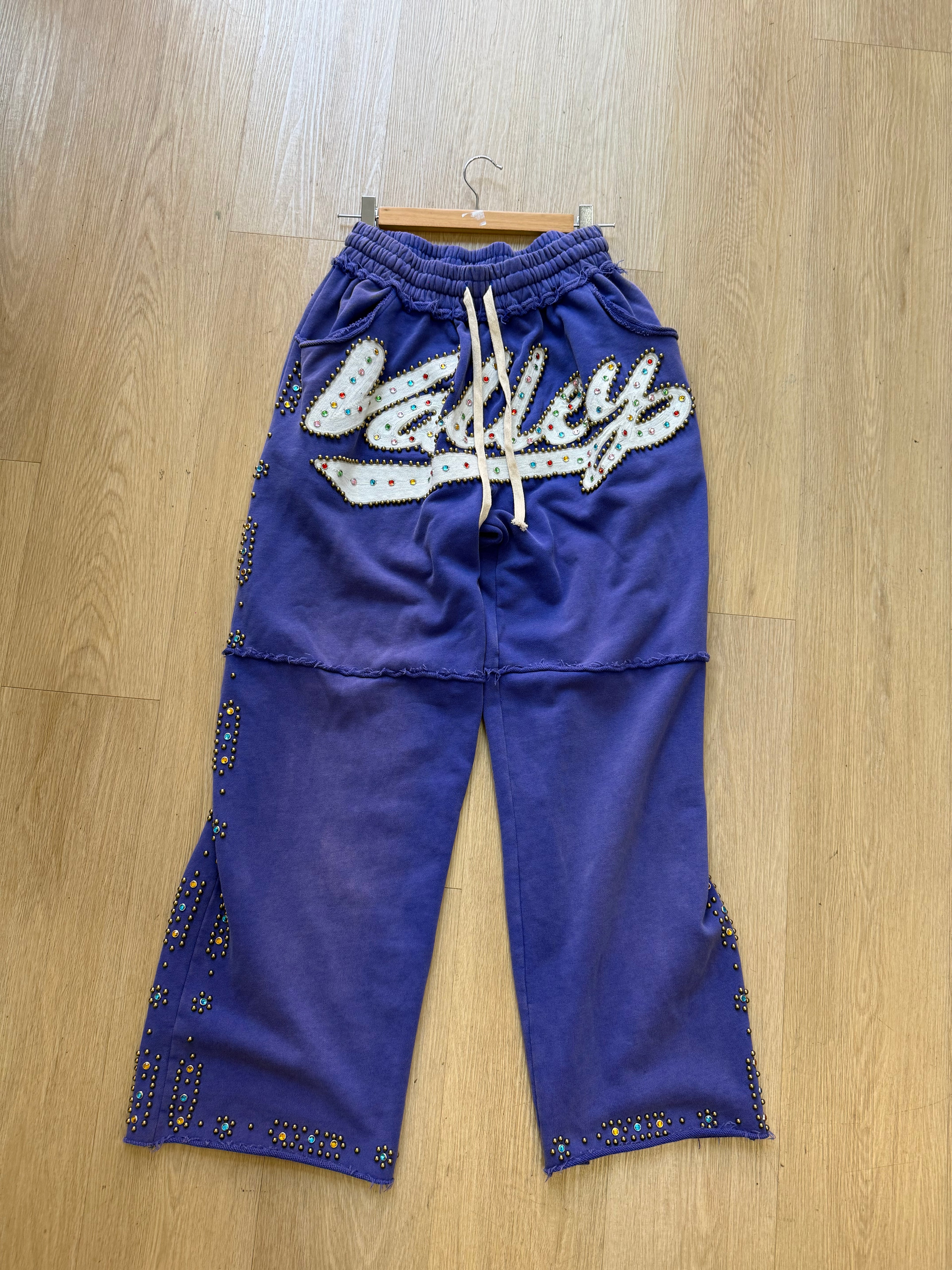 Valley purple sweatpants size S fit L