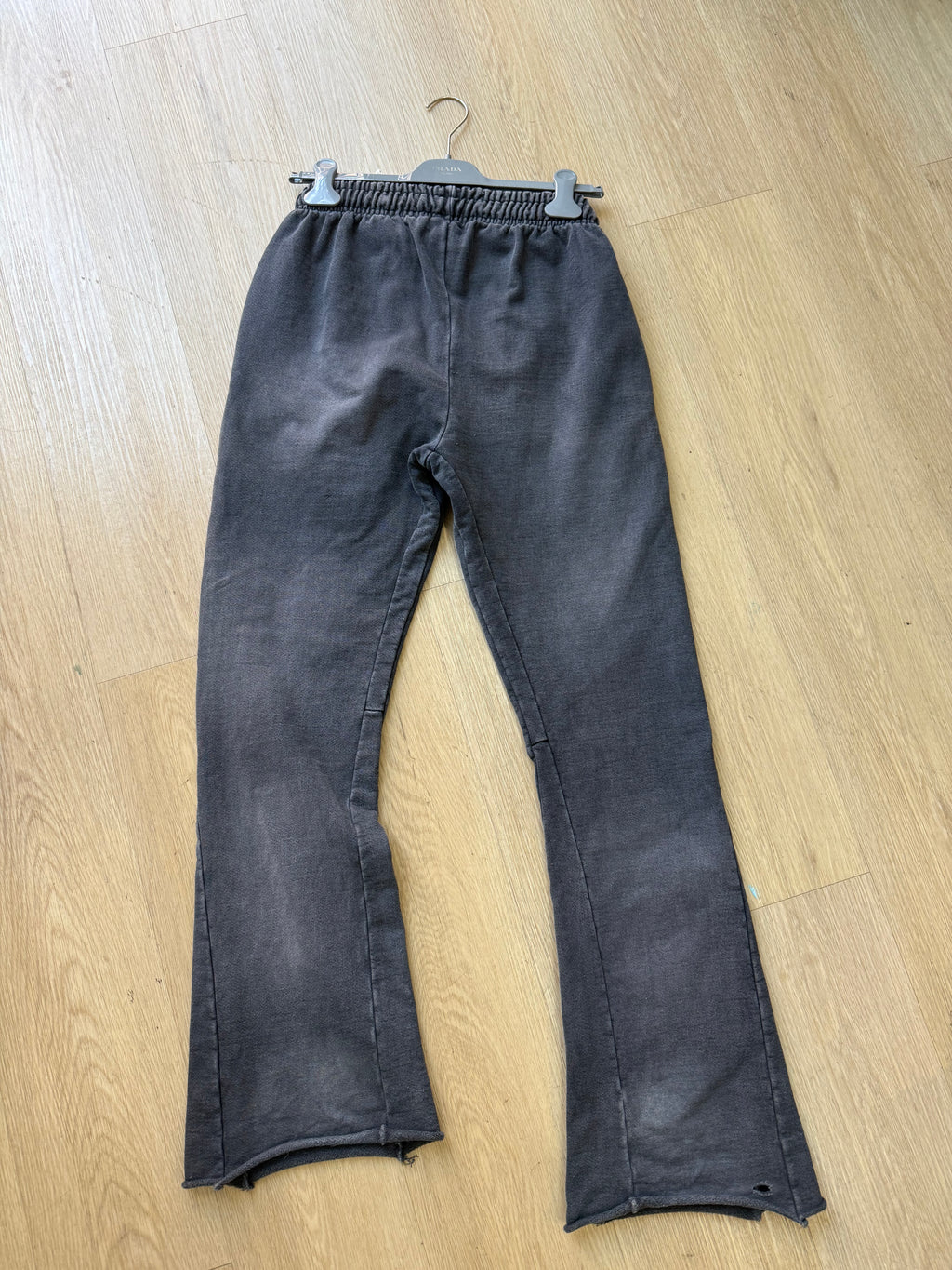 Hellstar sweatpants dark grey size S