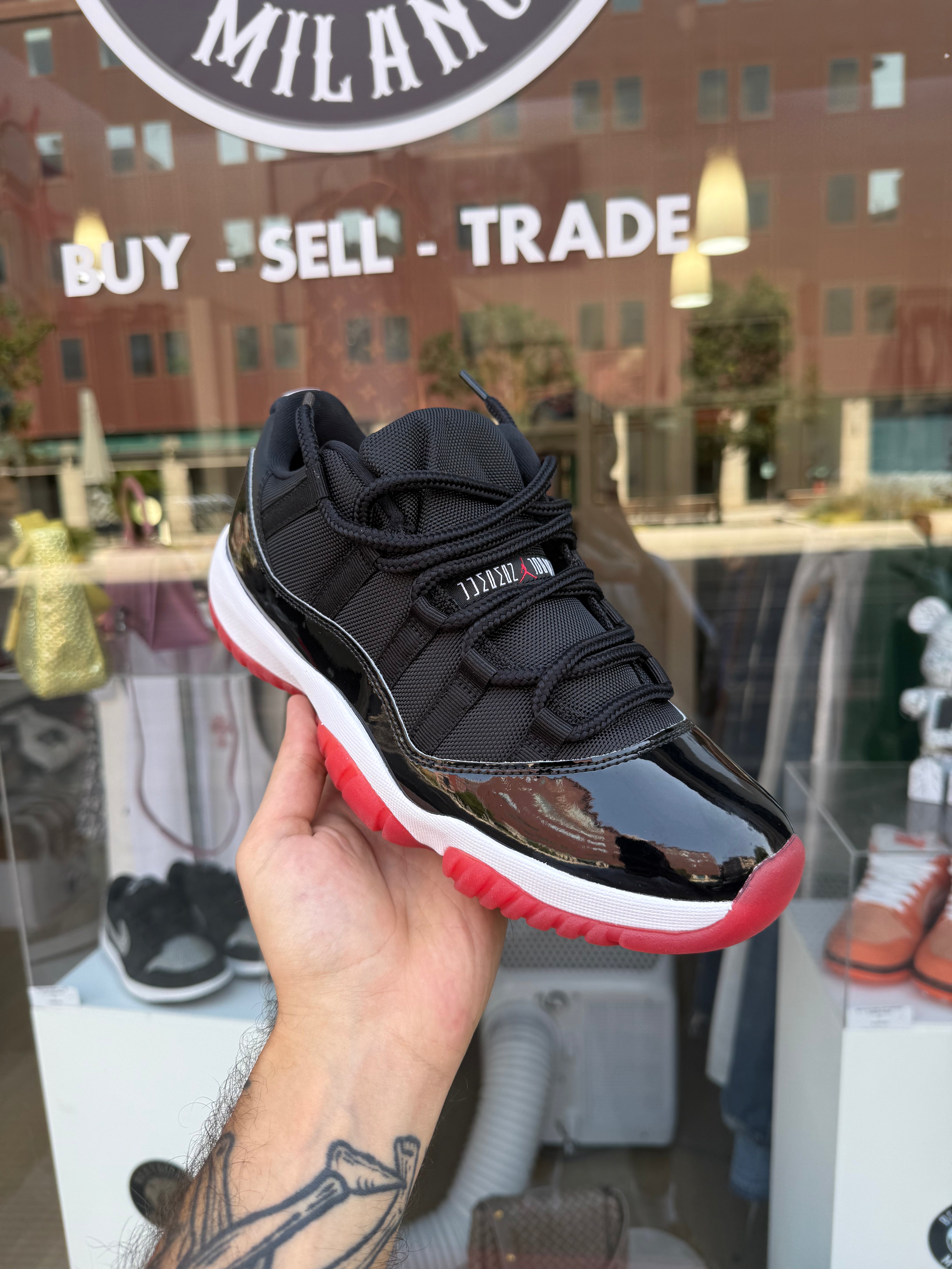 Air Jordan 11 Size 42,5 NEW