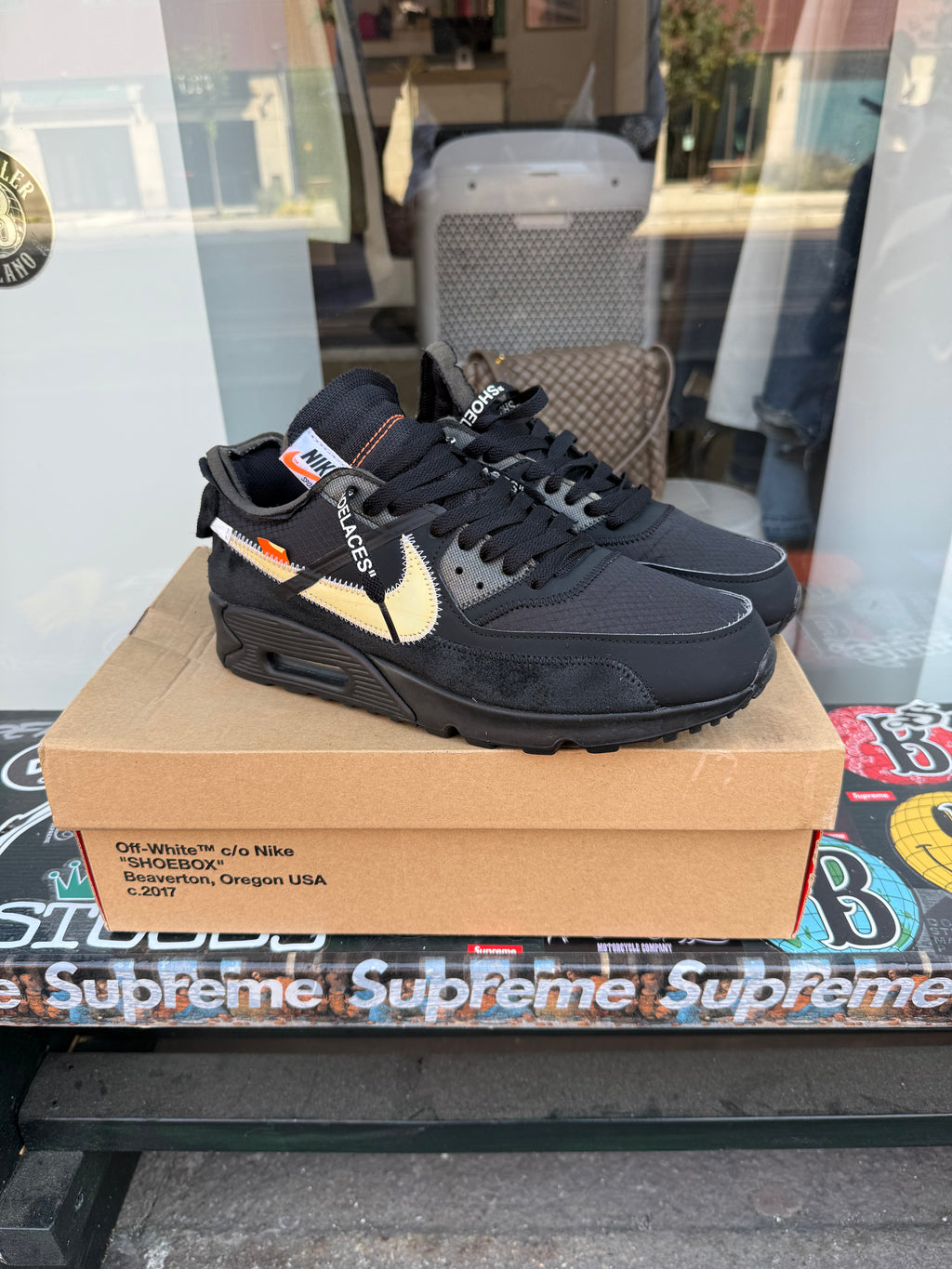 Off White Air Max 1 “The ten” size 44 cond 9.5/10