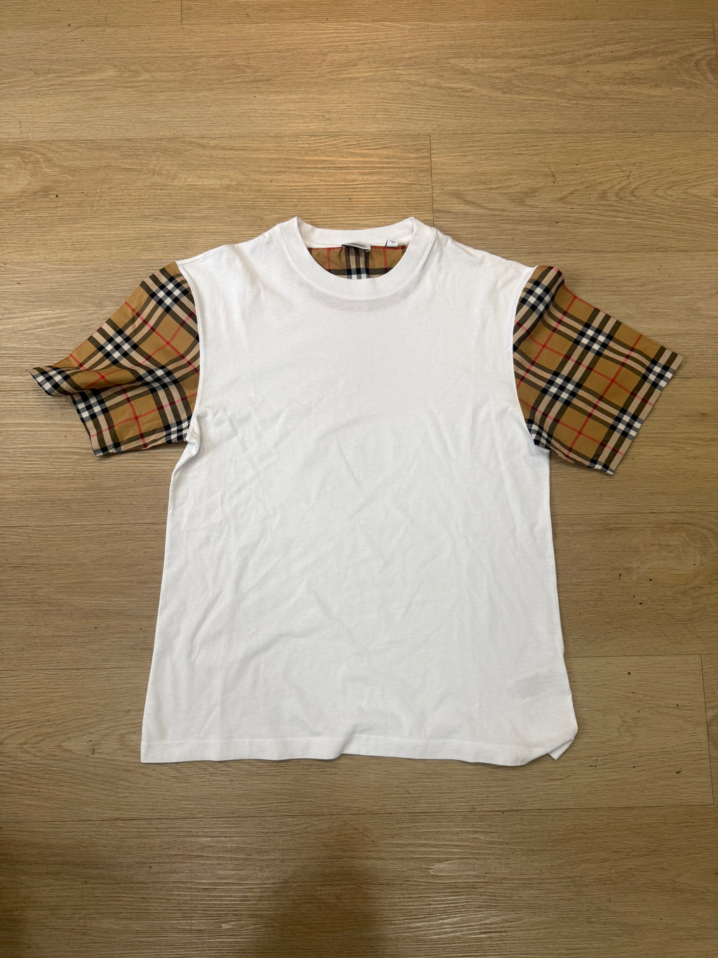 Burberry t-shirt cond 9,5/10 Size S