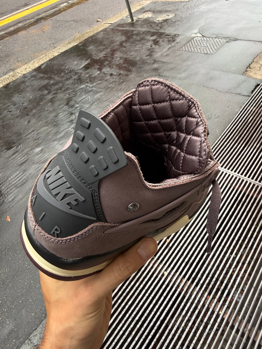 Jordan 4 A Ma Maniere Size 43 cond 9/10