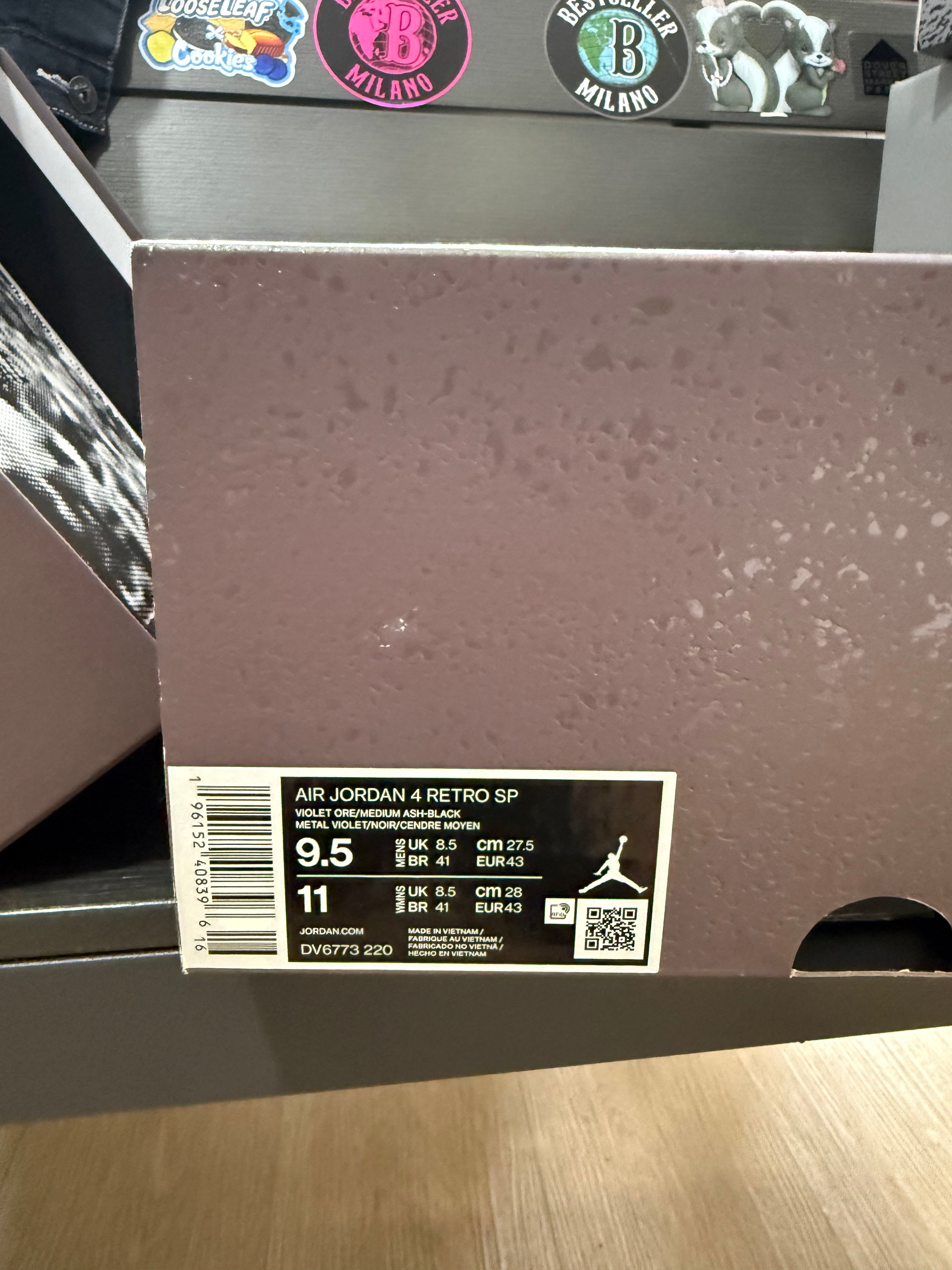 Jordan 4 A Ma Maniere Size 43 cond 9/10