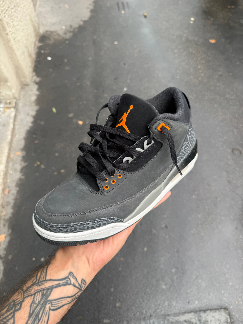 Air Jordan 3 Retro Size 43 cond 9/10