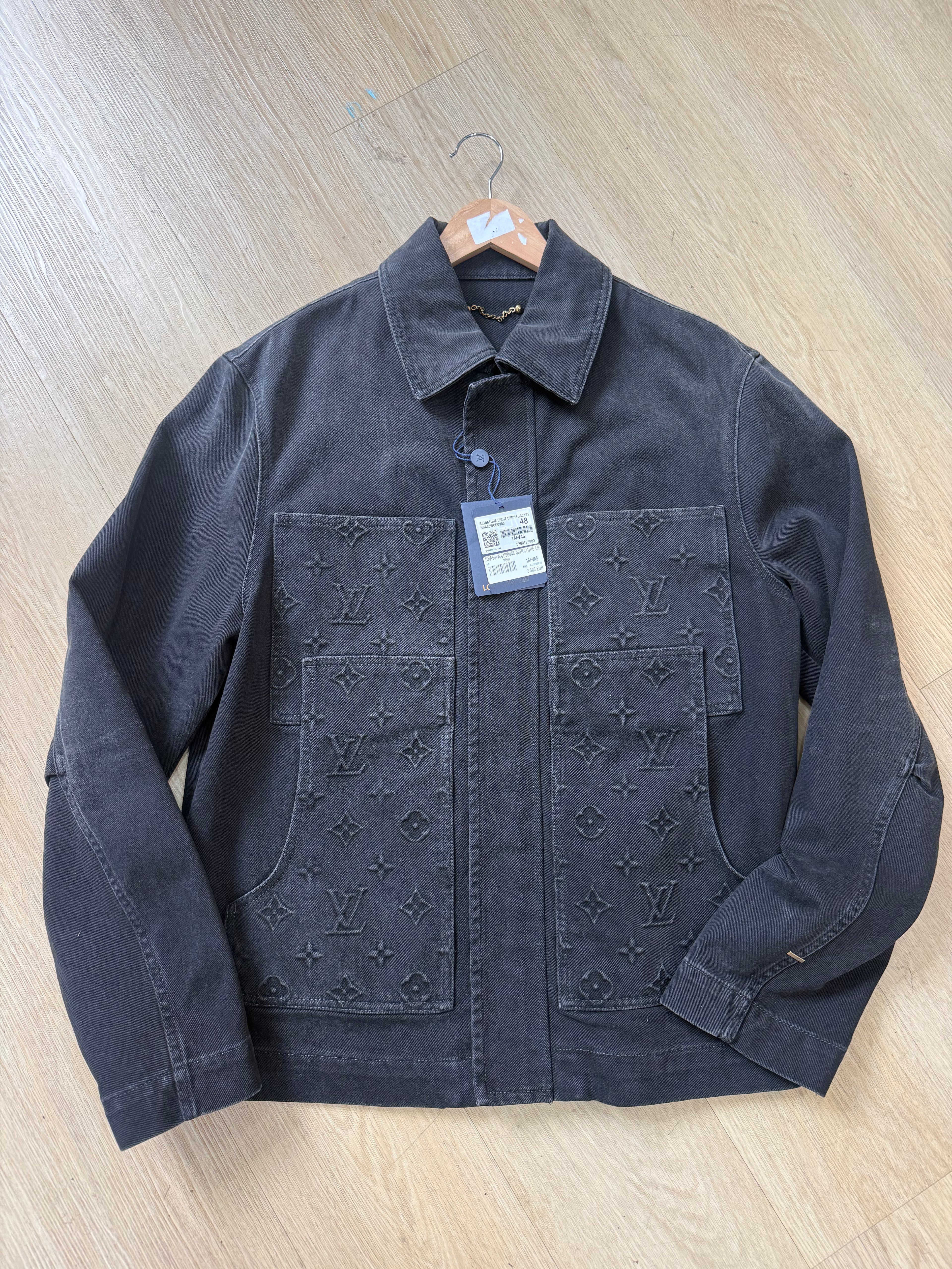 Louis Vuitton Denim Jacket size 48 NEW