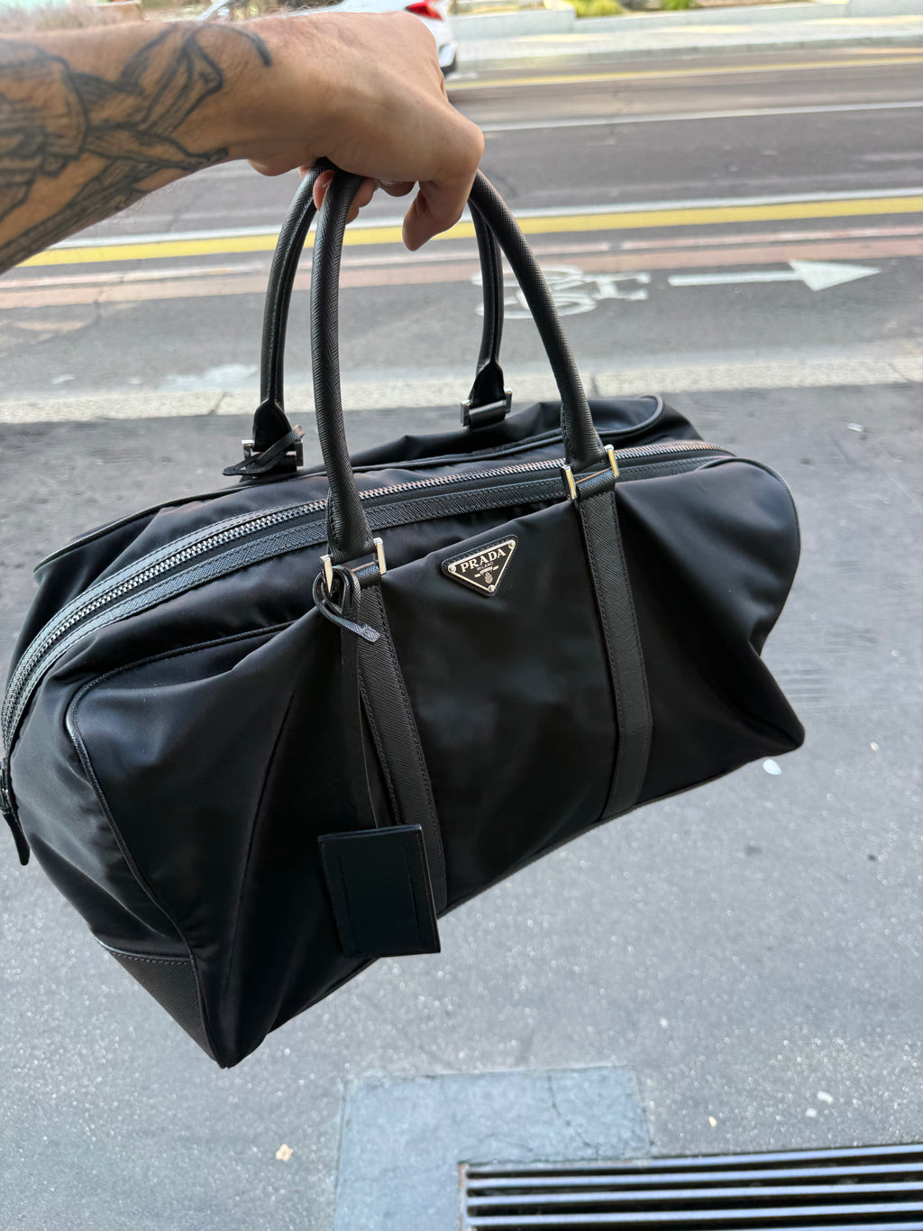 Prada Duffle Bag cond 9/10 Size L