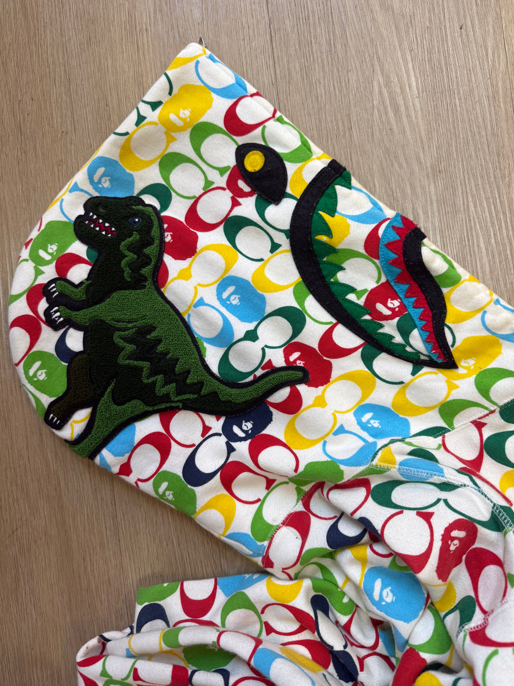 Bape Zip Hoodie Size XL cond 9/10