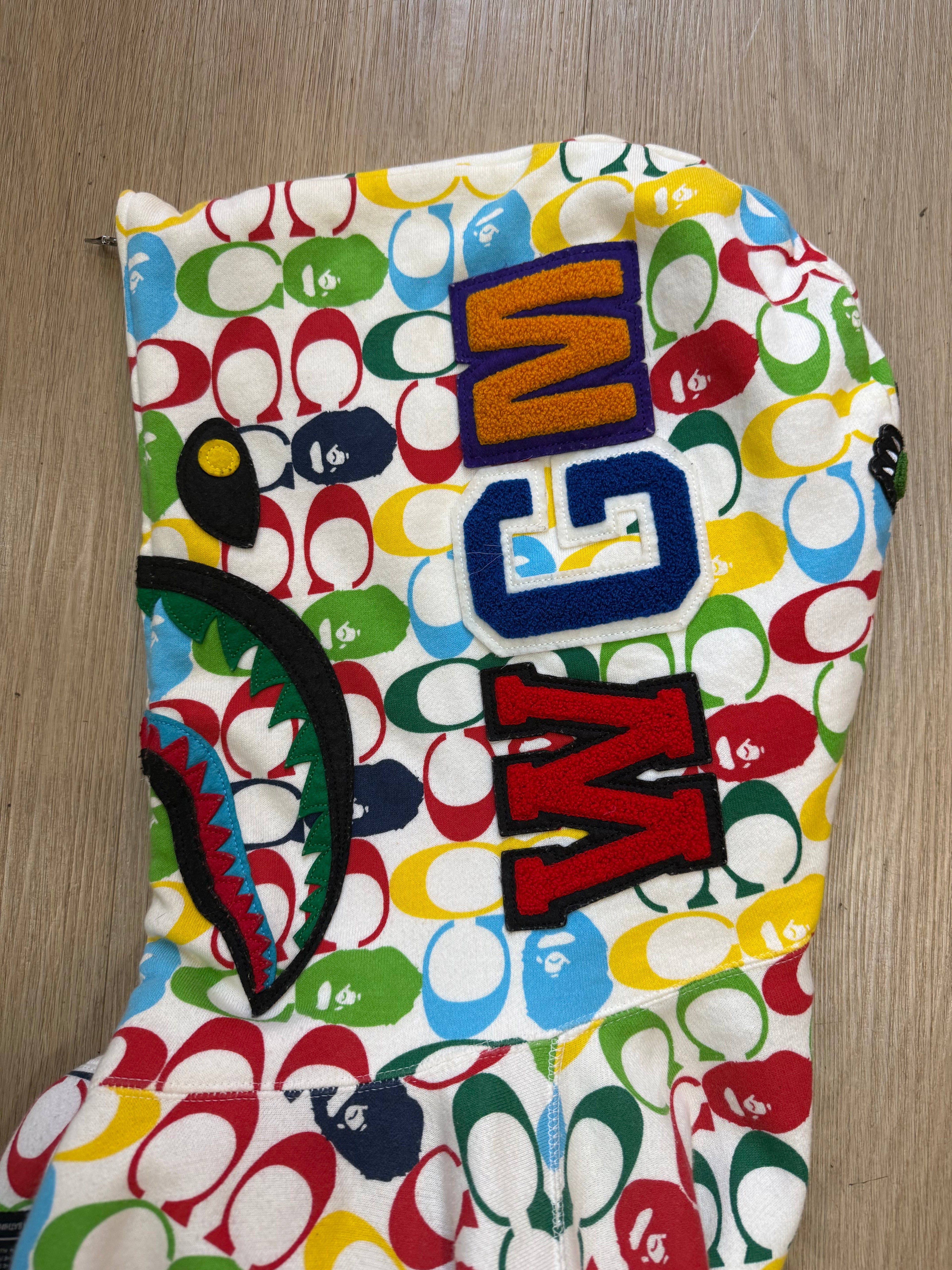 Bape Zip Hoodie Size XL cond 9/10