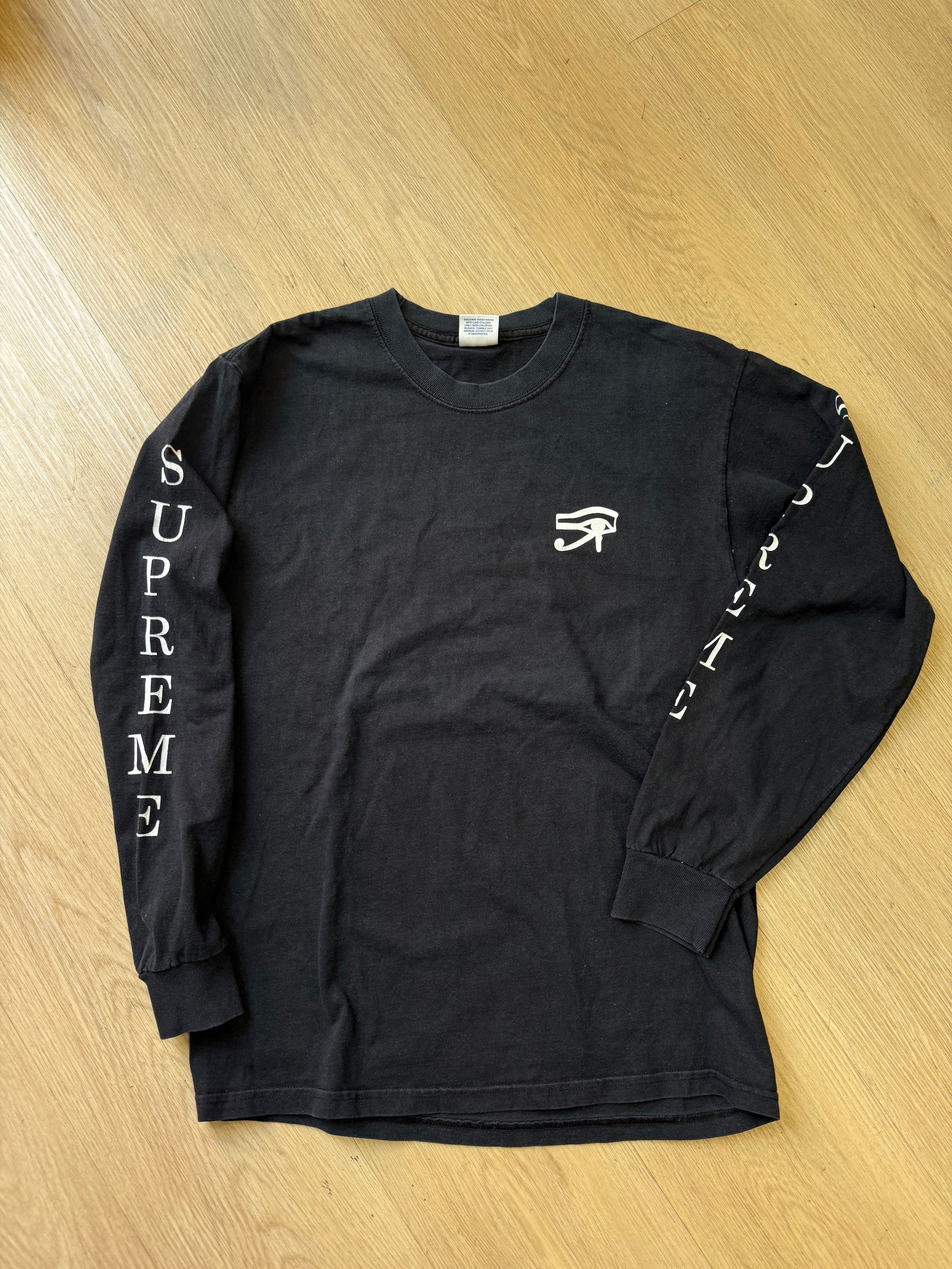 Supreme longsleeve Size M cond 8/10