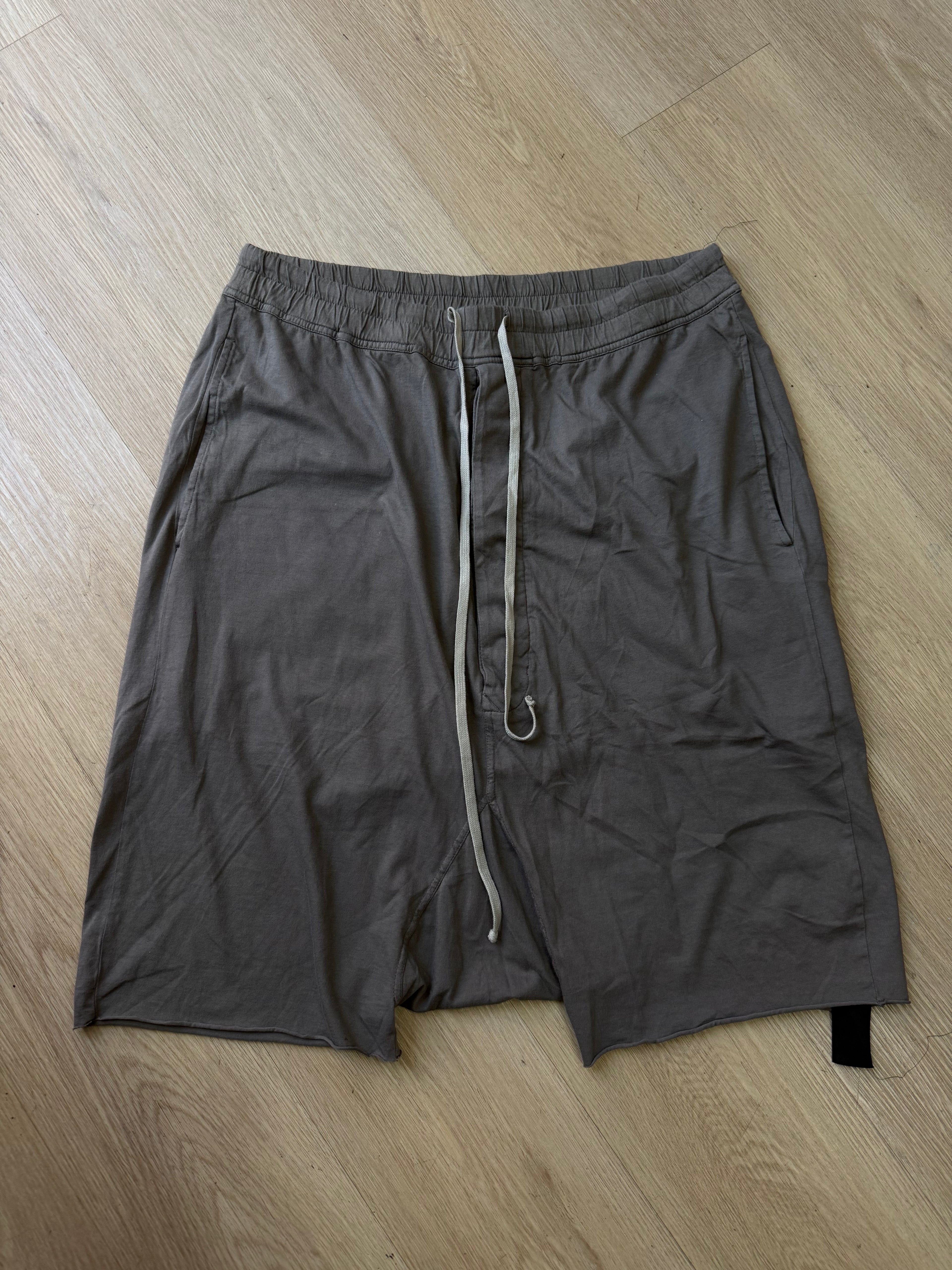 Rick Owens shorts size L cond 9/10