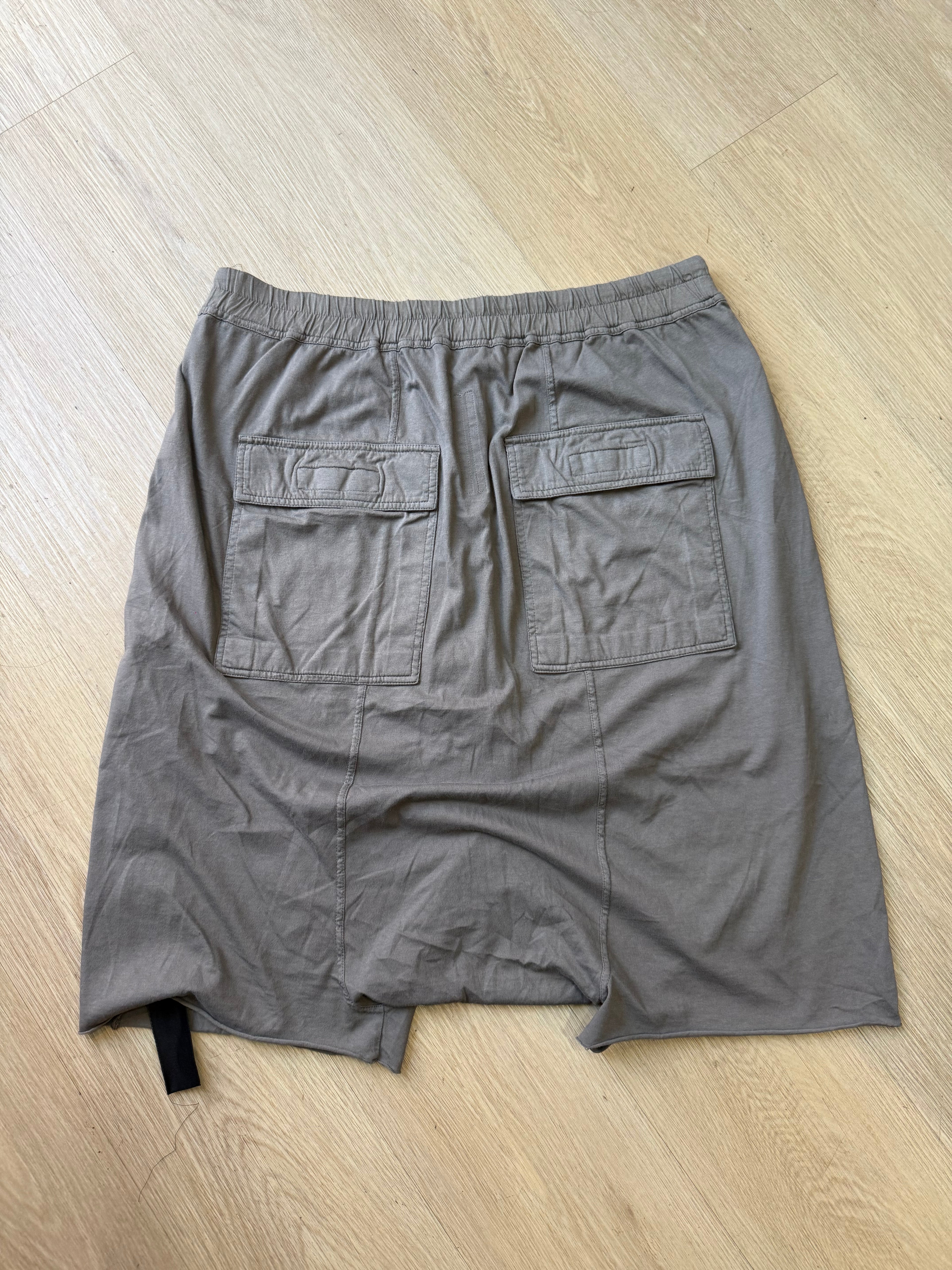 Rick Owens shorts size L cond 9/10